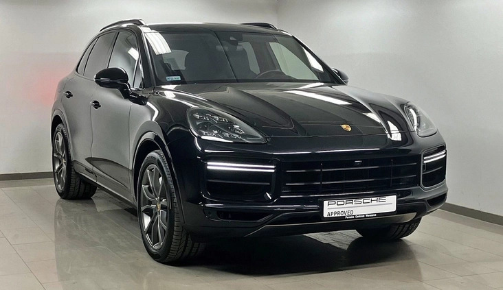 Porsche Cayenne cena 399000 przebieg: 101861, rok produkcji 2018 z Kleszczele małe 781